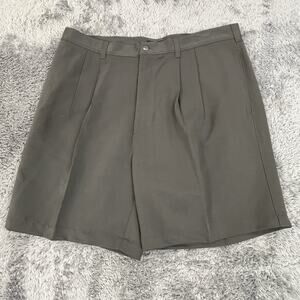 Croft Barrow Shorts Mens 38 (Fits 35x7.5) Gray Relaxed Pleated Chino - NEW